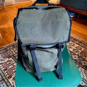 YNOT Magnetica Backpack Olive TexWax Flap Rucksack